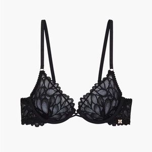 Savage Not Sorry Ultra Demi
Unlined Lace Bra